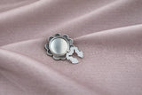 Bijou de bouton / pin's Elise Argent