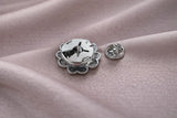 Bijou de bouton / pin's Elise Argent