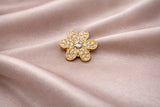 Bijou de bouton / pin's Mila Topaze