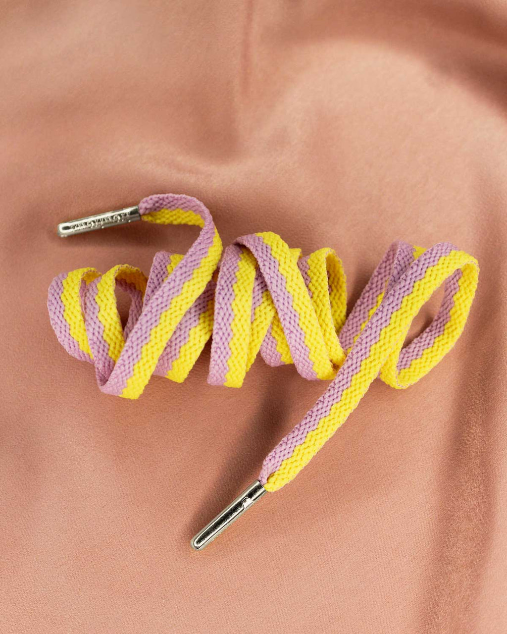 Lacet jaune sales