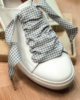 Lacets vichy gris
