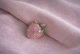 Bijou de bouton / pin's Fraise