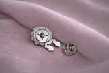 Bijou de bouton / pin's Vera Cristal Noir